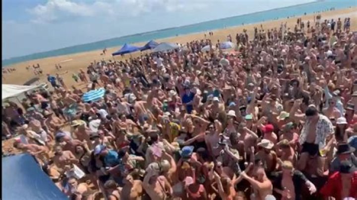 Darwin sandbar beach party: Police slam revellers as alcohol seized, boat sunk