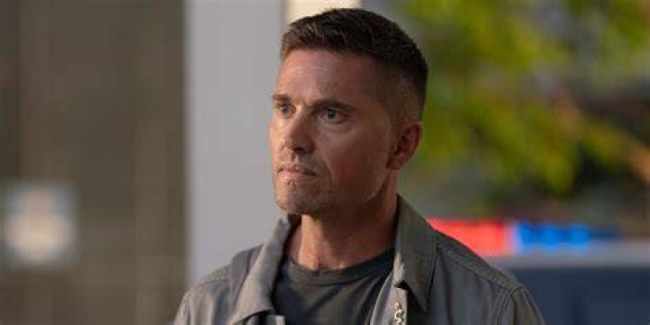eric winter tim rookie